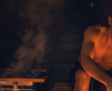 Po treningu do sauny? Oto kiedy naprawdę pomaga w regeneracji