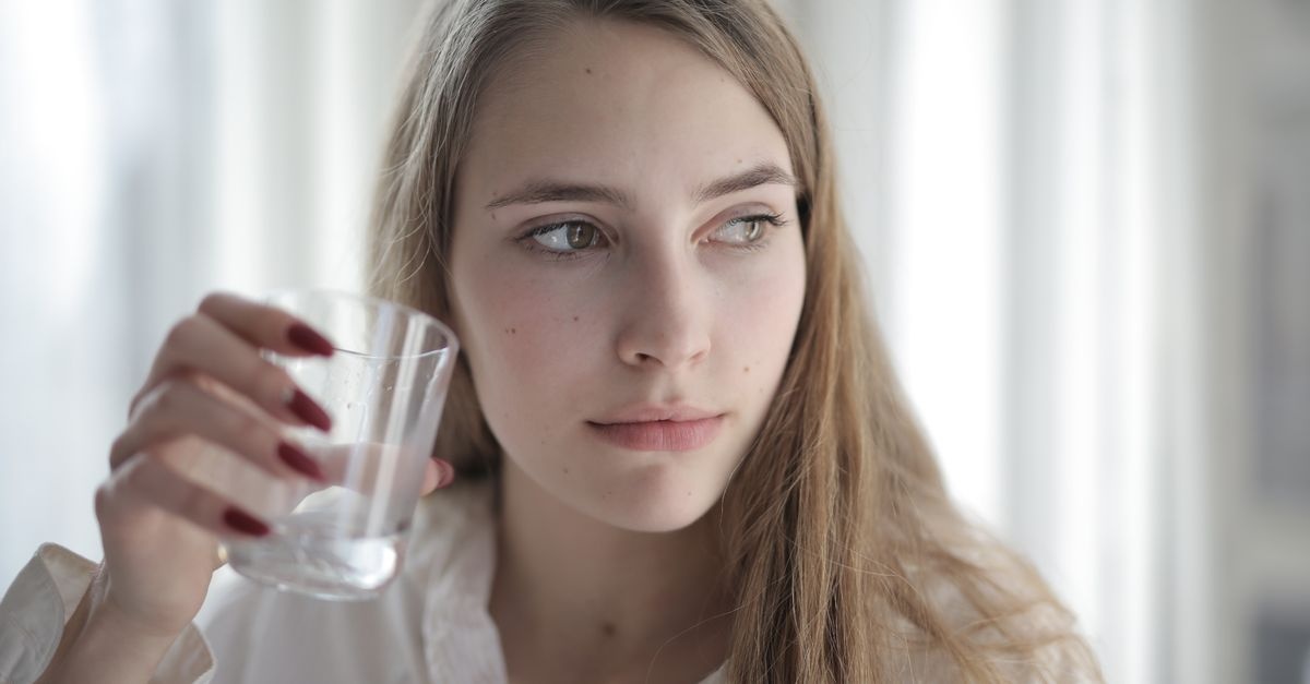 Hydratacja, która niesie: jak pić, by trenować dłużej, lżej i bez spadków mocy