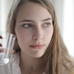 Hydratacja, która niesie: jak pić, by trenować dłużej, lżej i bez spadków mocy